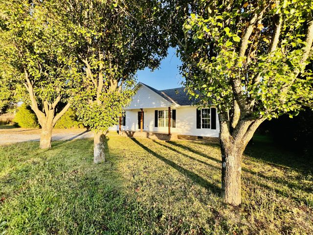 60 Myrick Rd, Flintville, TN 37335