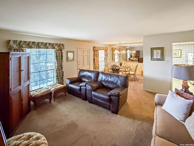 8401 N New Braunfels Ave Apt 323A, San Antonio, TX 78209
