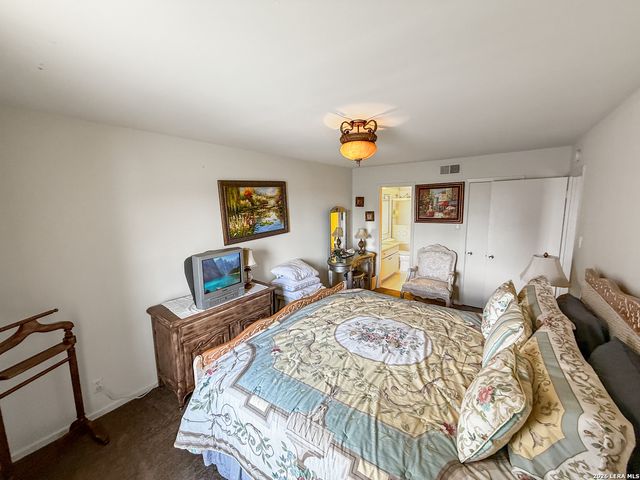 8401 N New Braunfels Ave Apt 323A, San Antonio, TX 78209