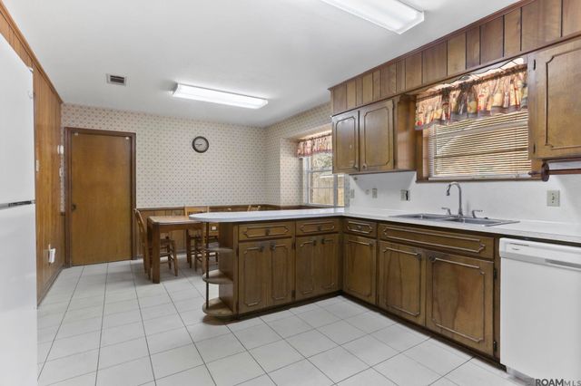 1878 Chevelle Dr, Baton Rouge, LA 70806