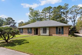 1878 Chevelle Dr, Baton Rouge, LA 70806
