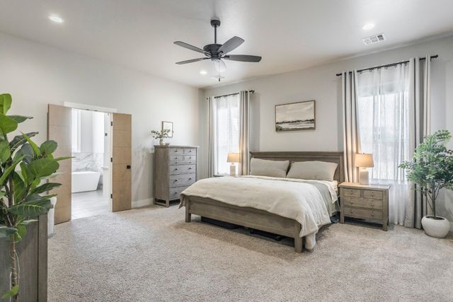 1401 Regency Bridge Circle, Edmond, OK 73034