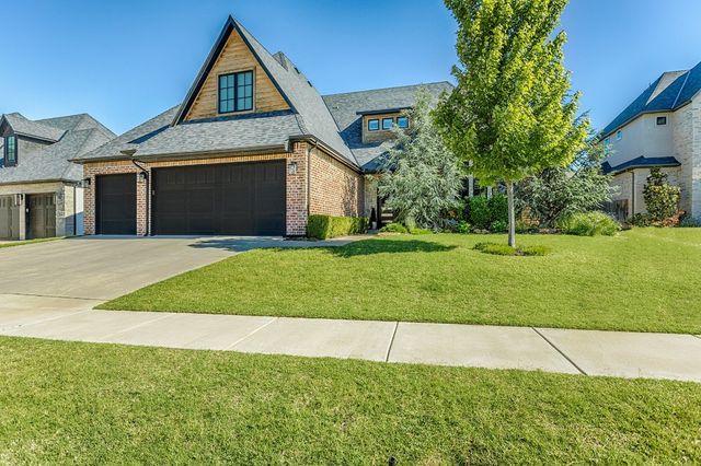 1401 Regency Bridge Circle, Edmond, OK 73034