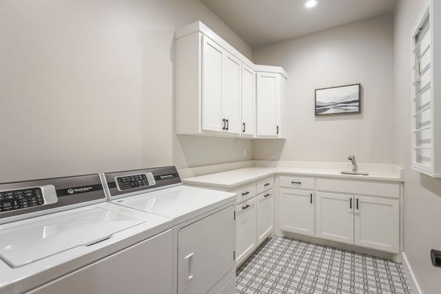 1401 Regency Bridge Circle, Edmond, OK 73034