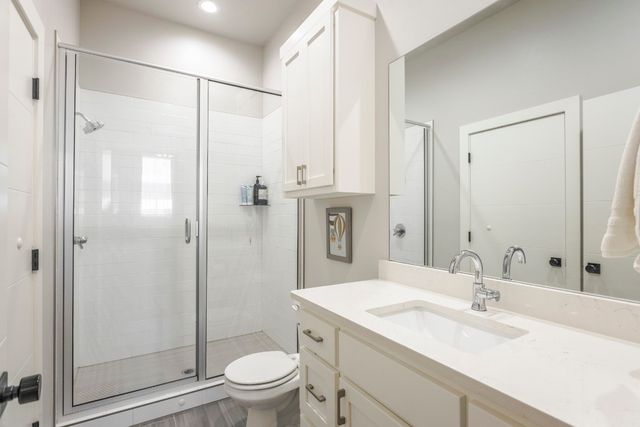 1401 Regency Bridge Circle, Edmond, OK 73034