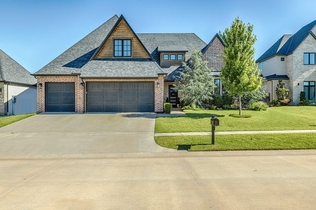 1401 Regency Bridge Circle, Edmond, OK 73034