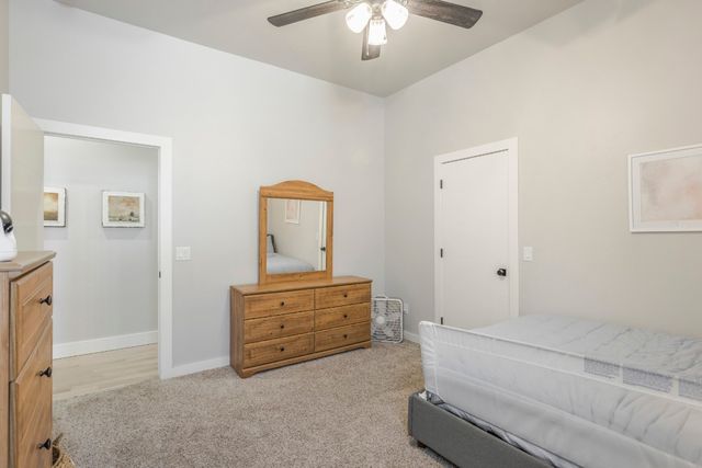 1401 Regency Bridge Circle, Edmond, OK 73034