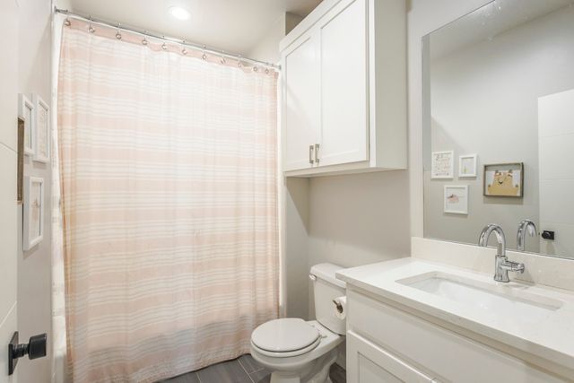 1401 Regency Bridge Circle, Edmond, OK 73034