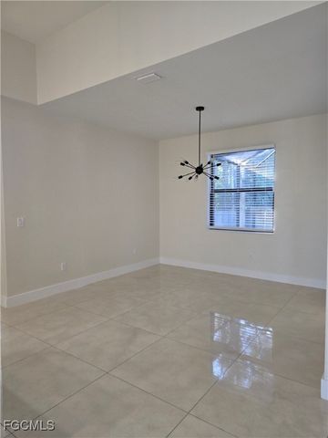 2200 SW 32nd ST, Cape Coral, FL 33914