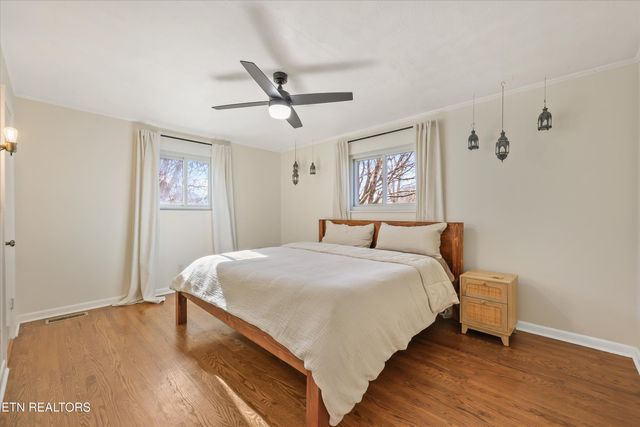 565 Hillcrest Circle, Etowah, TN 37331