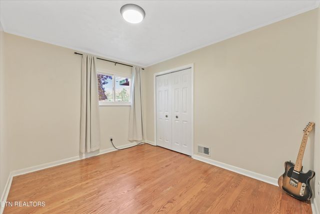 565 Hillcrest Circle, Etowah, TN 37331