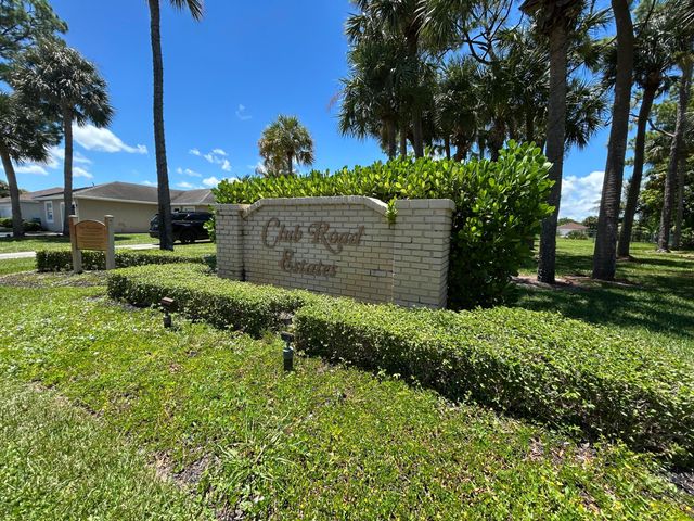 5483 Club Circle, Haverhill, FL 33415