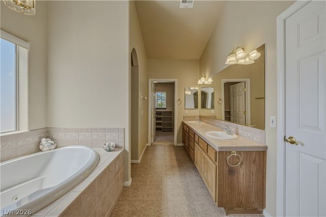 3001 South Torrey Pines Avenue, Pahrump, NV 89048