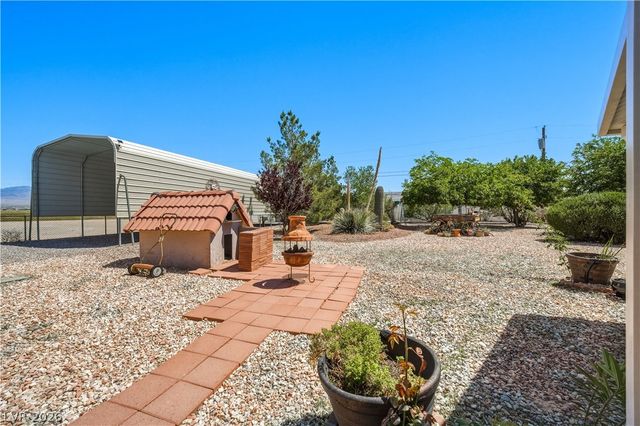 3001 South Torrey Pines Avenue, Pahrump, NV 89048