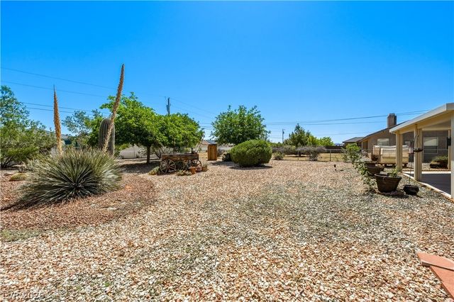3001 South Torrey Pines Avenue, Pahrump, NV 89048