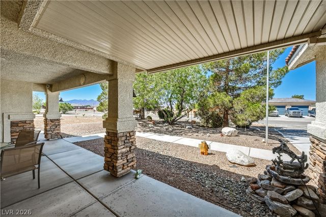3001 South Torrey Pines Avenue, Pahrump, NV 89048