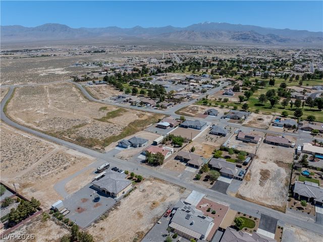3001 South Torrey Pines Avenue, Pahrump, NV 89048
