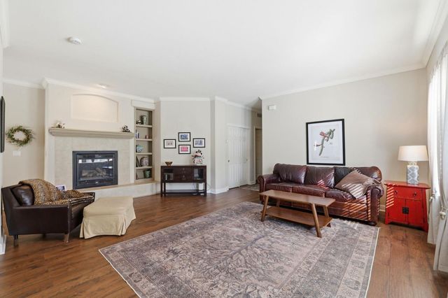 491 Mill Pond Drive 491, San Jose, CA 95125