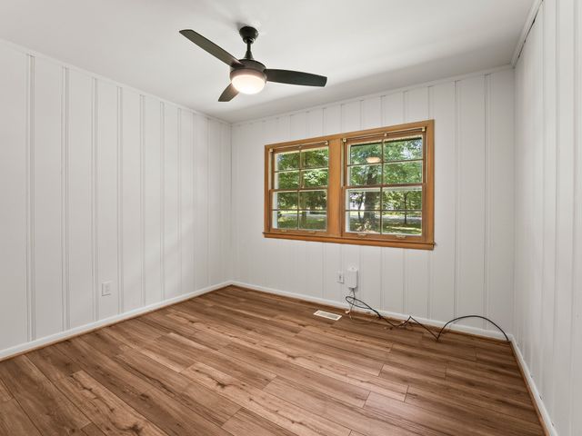 1006 Westwood Dr, Tullahoma, TN 37388