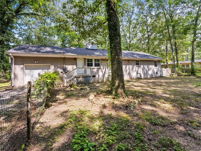 1006 Westwood Dr, Tullahoma, TN 37388