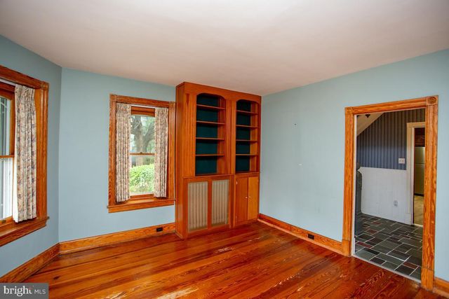 813 JUNIPER ST, Quakertown, PA 18951