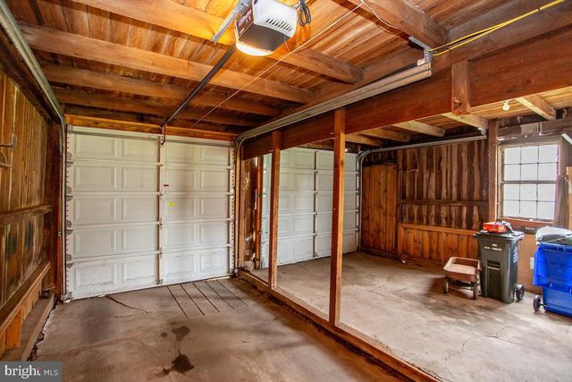 813 JUNIPER ST, Quakertown, PA 18951