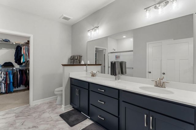 8034 Glenwood Drive, Lino Lakes, MN 55014