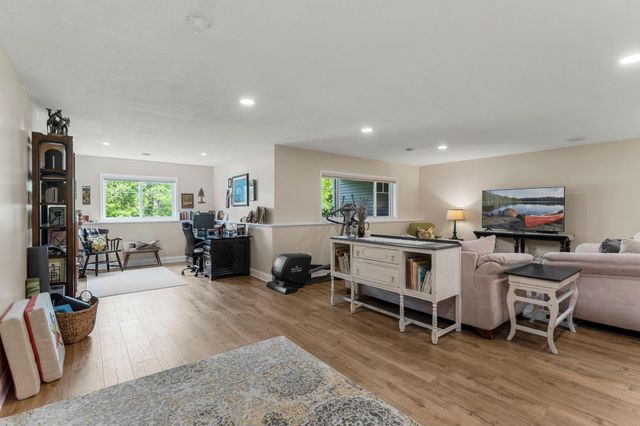 8034 Glenwood Drive, Lino Lakes, MN 55014