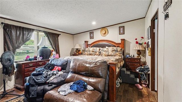 645 Avenue K, Lexington, NC 27292