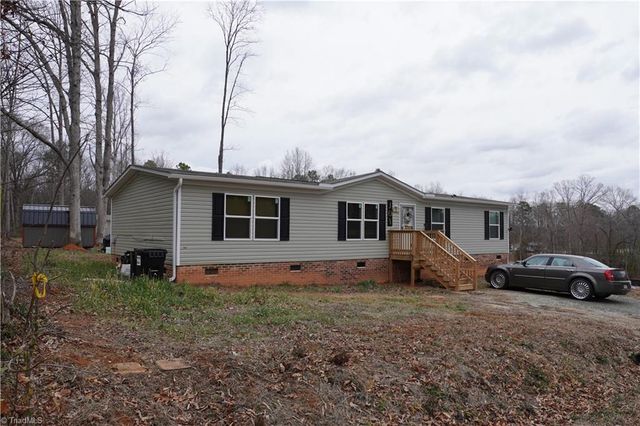 645 Avenue K, Lexington, NC 27292