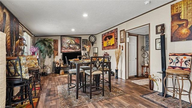 645 Avenue K, Lexington, NC 27292