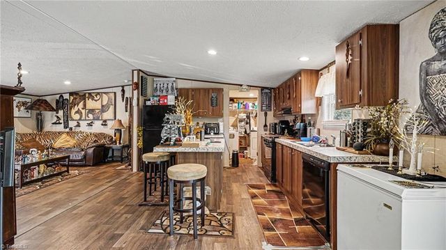 645 Avenue K, Lexington, NC 27292