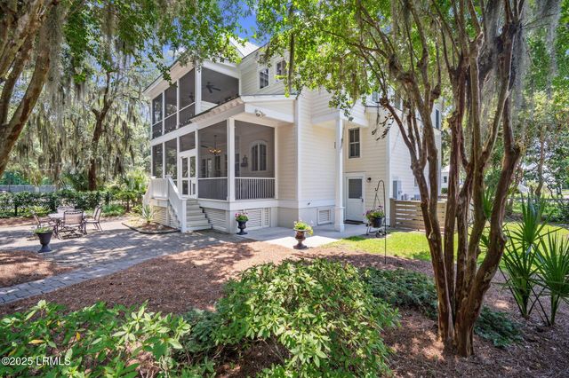 106 Coosaw Club Drive, Beaufort, SC 29907
