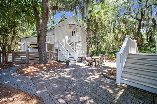 106 Coosaw Club Drive, Beaufort, SC 29907