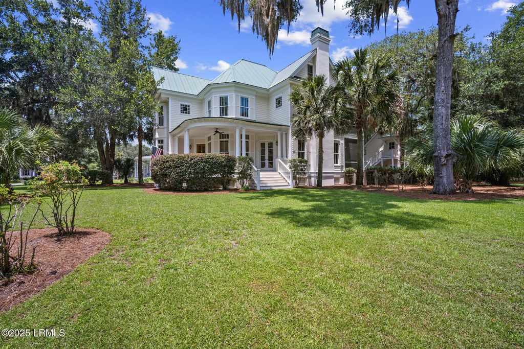 106 Coosaw Club Drive, Beaufort, SC 29907