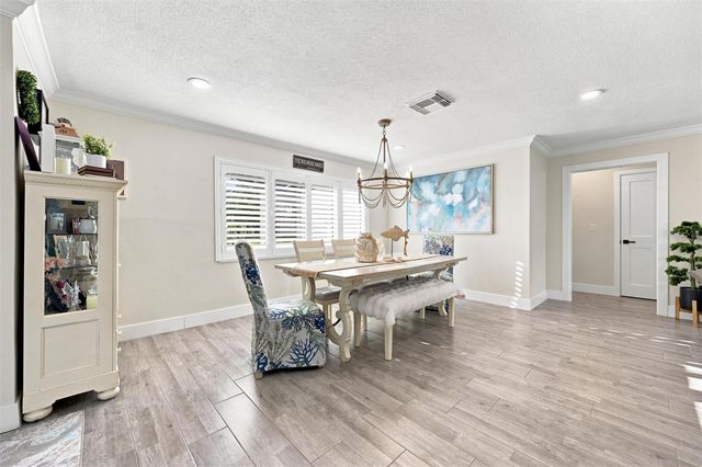 2022 HAWAII AVENUE NE, St Petersburg, FL 33703