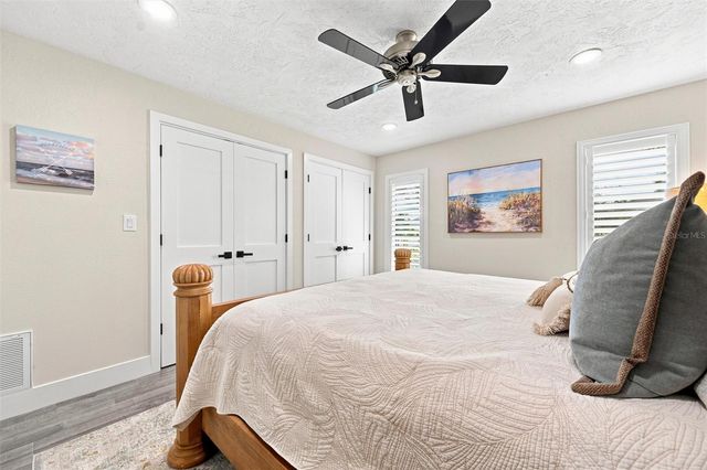 2022 HAWAII AVENUE NE, St Petersburg, FL 33703
