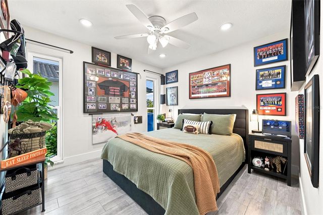 2022 HAWAII AVENUE NE, St Petersburg, FL 33703