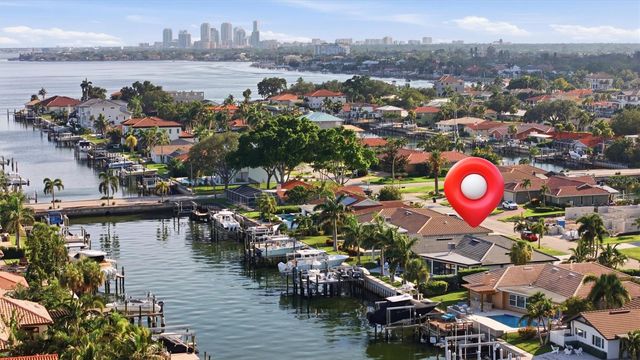 2022 HAWAII AVENUE NE, St Petersburg, FL 33703