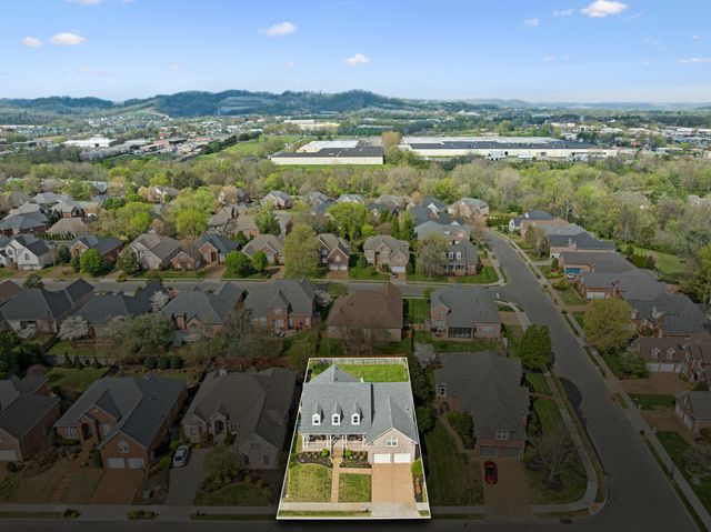 283 Noah Dr, Franklin, TN 37064