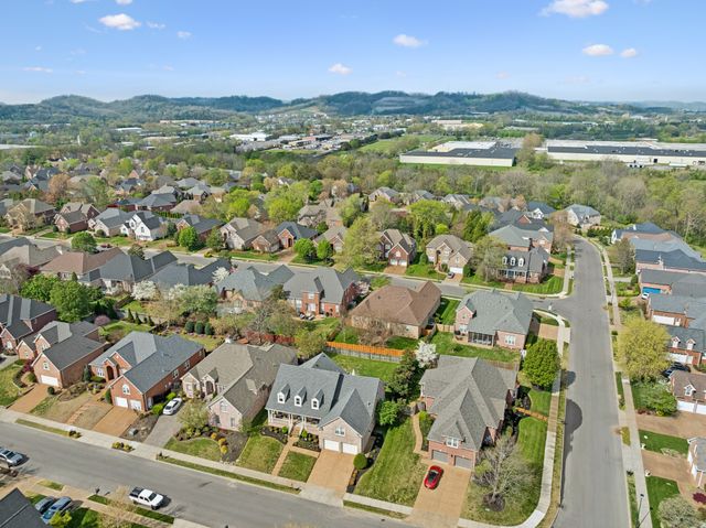 283 Noah Dr, Franklin, TN 37064