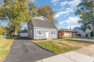 7040 W 114th Street, Worth, IL 60482