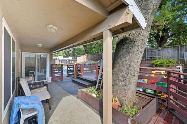 3803 W Creek Dr, Stockton, CA 95209