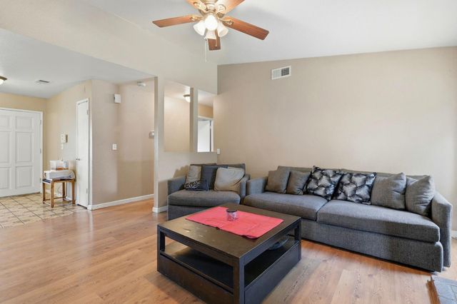 3803 W Creek Dr, Stockton, CA 95209