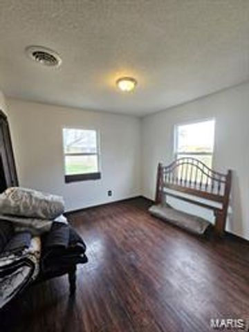 503 Barrett Drive, Malden, MO 63863