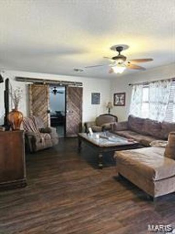 503 Barrett Drive, Malden, MO 63863