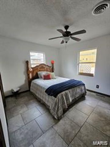 503 Barrett Drive, Malden, MO 63863