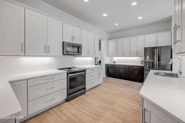 3218 Modena Way, New Smyrna Beach, FL 32168