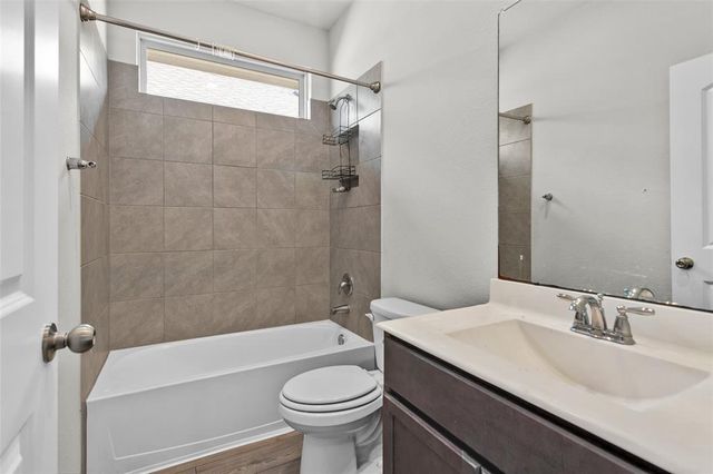 10220 Goose Creek Lane, Conroe, TX 77384