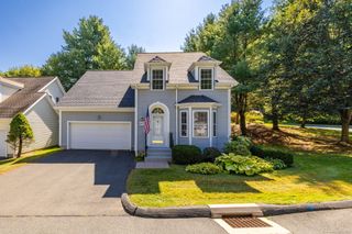 27 Brettonwood Drive 27, Simsbury, CT 06070